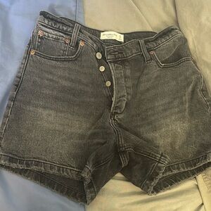 Abercrombie & Fitch, High-Rise Dad Shorts, Size 27 - black, button fly.
